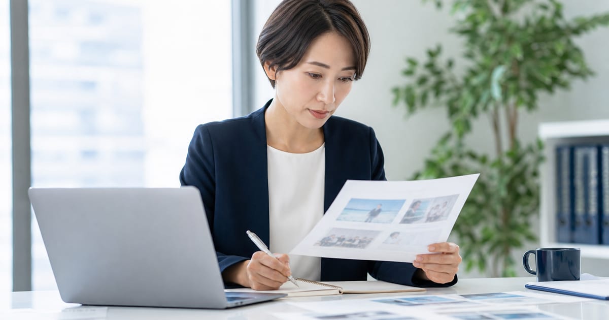 「BtoB動画コンテンツの始め方|中小企業でもできる3つの型」のイメージ画像(AI生成)